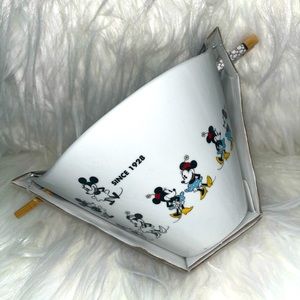 Disney Ramen Bowl - Minnie Mouse through the years (1928)